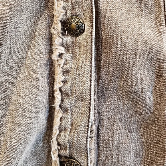 DG2 by Diane Gilman brown denim jacket with bling - Picture 3 of 11